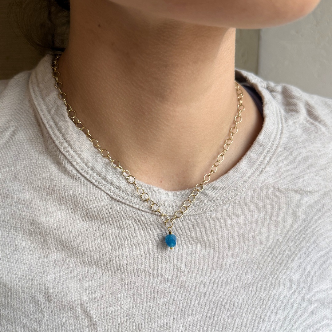 Hex Natural Stone Nugget Necklace – Gold Circle Chain