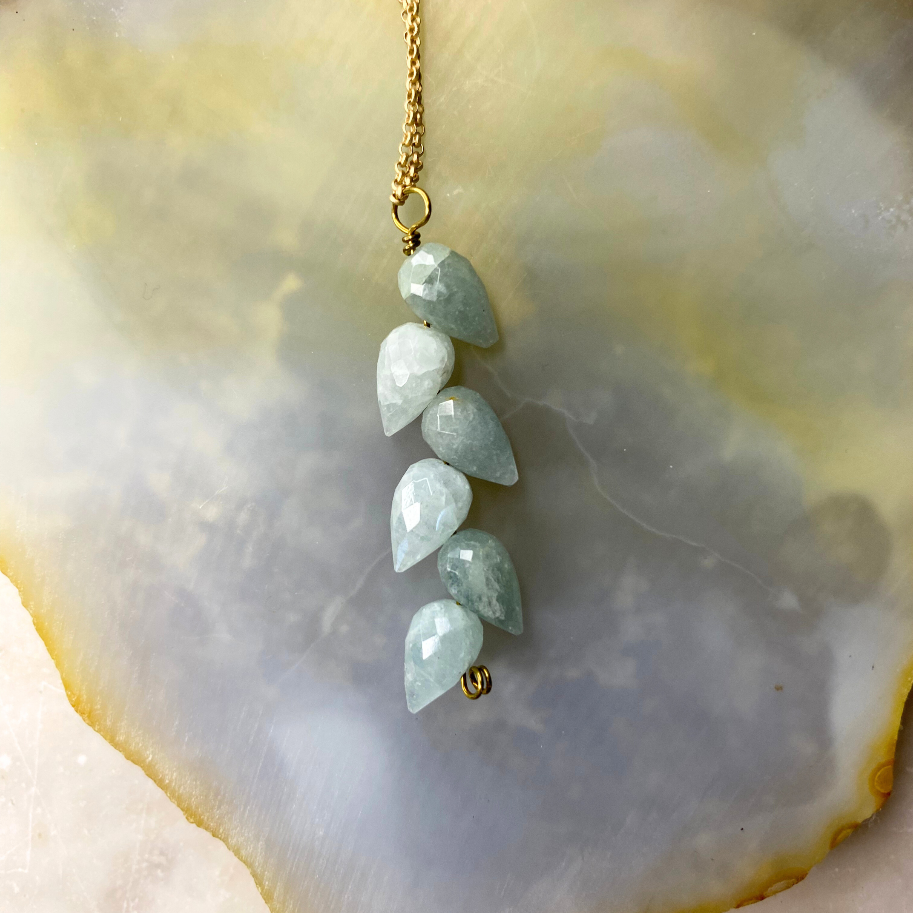 Leaf Tear Drop Stone Matte Gold Chain Necklace
