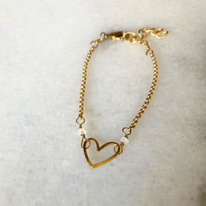 Matte Gold Heart Bracelet